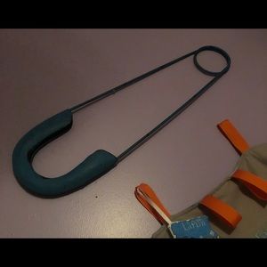 Wall decor unisex for baby or even sewing room